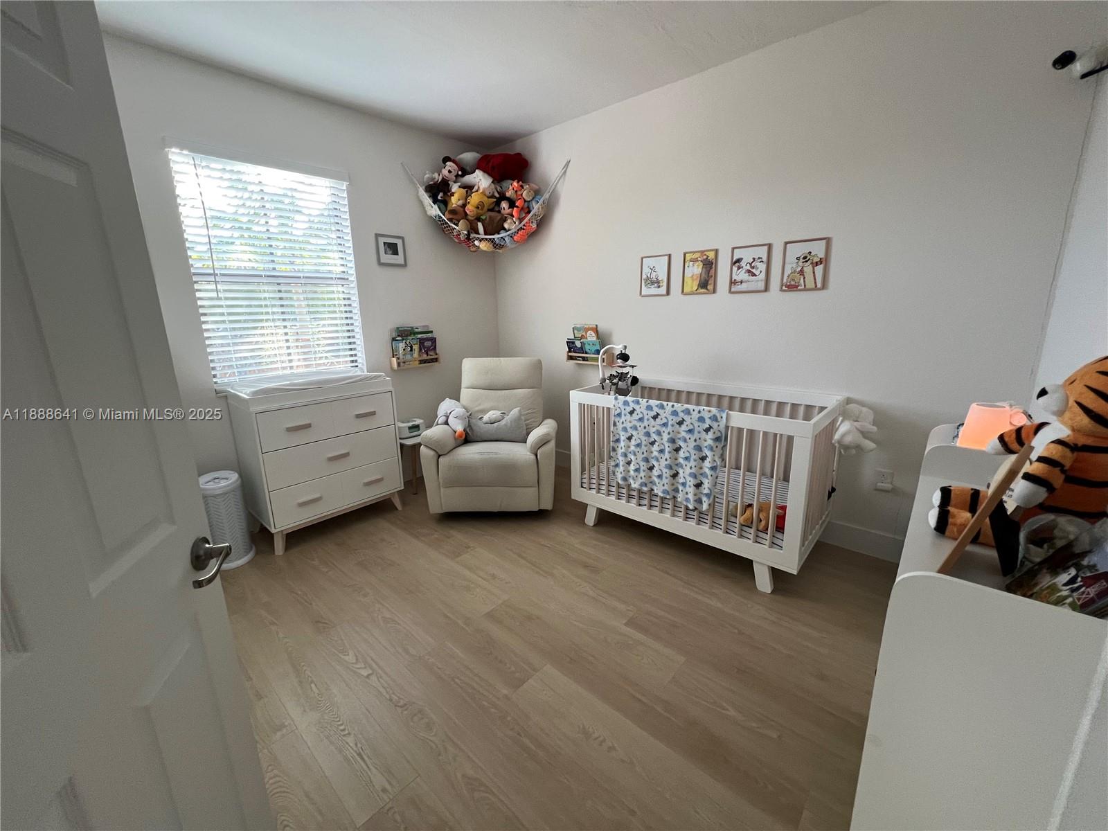 VENETIAN PARC WEST - Residential Lease