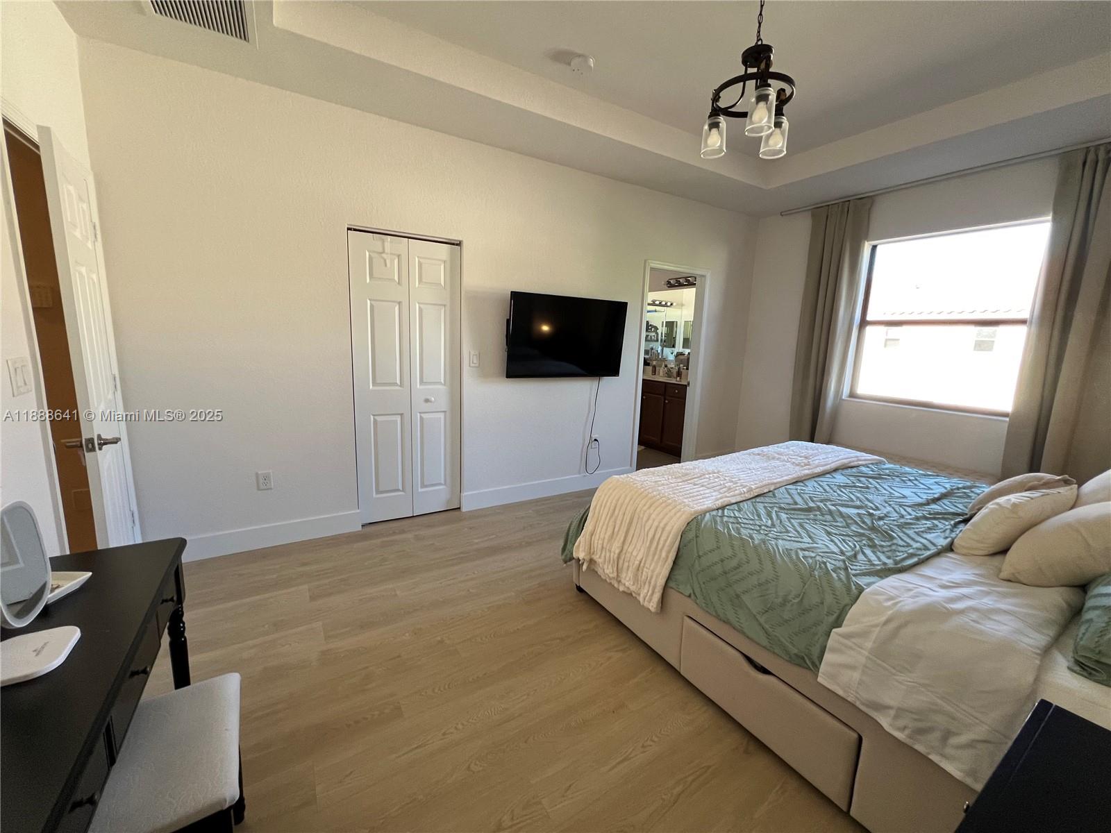 VENETIAN PARC WEST - Residential Lease