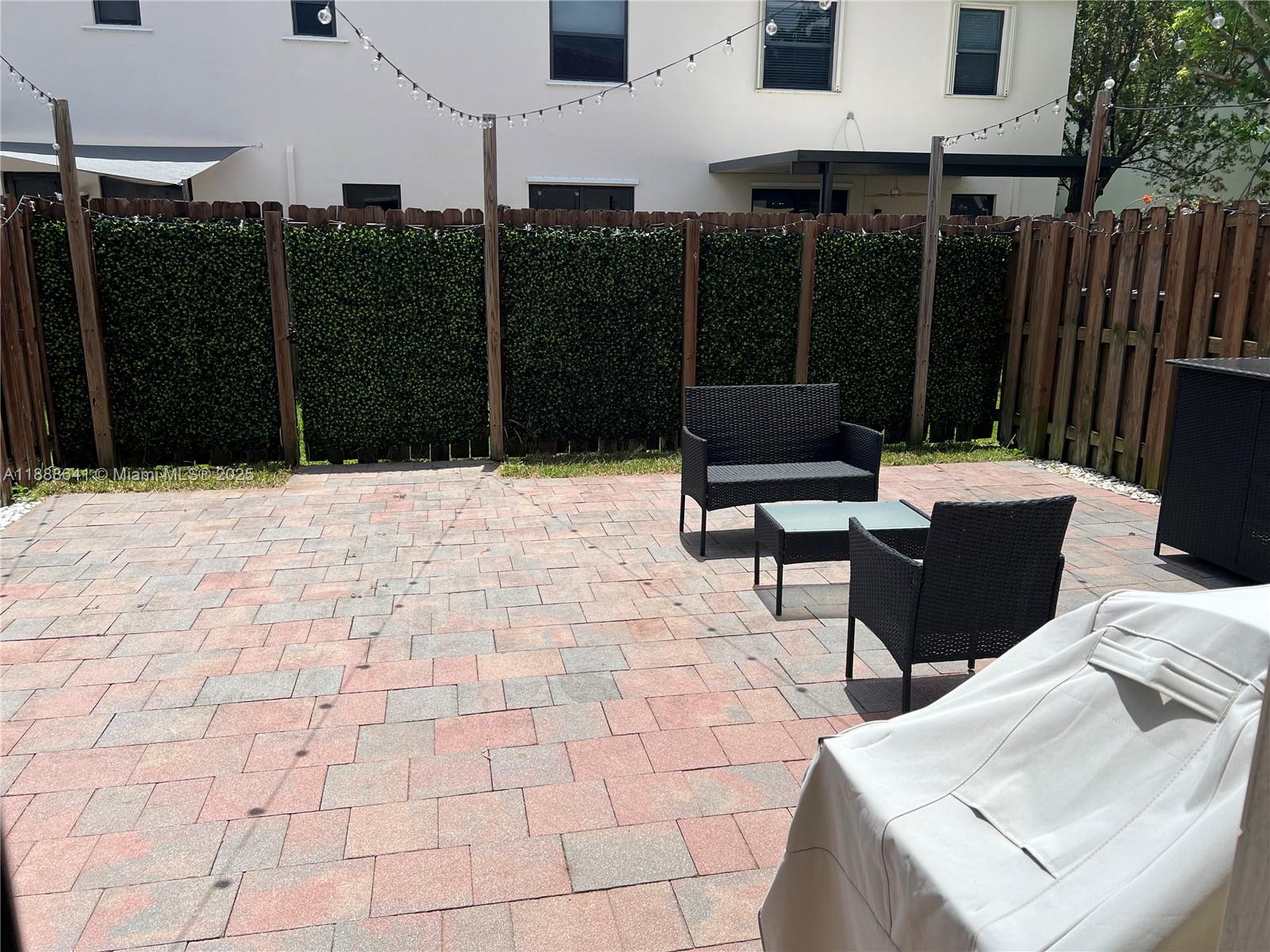 VENETIAN PARC WEST - Residential Lease