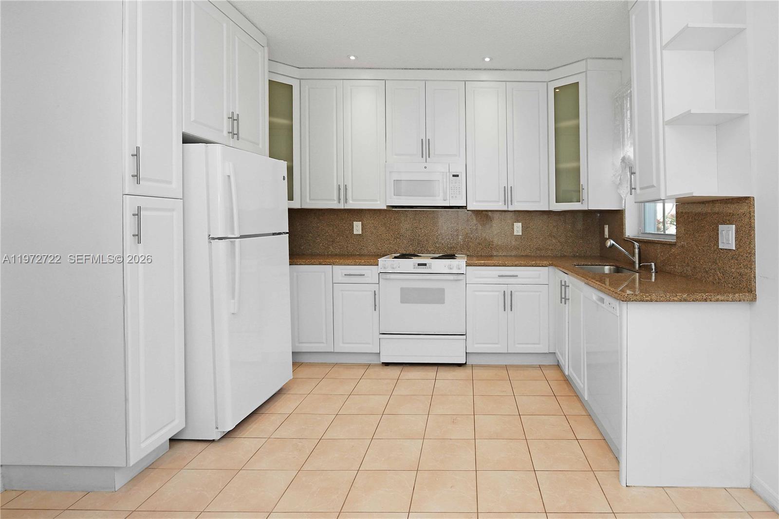 WEST LAKE VILLAGE PLAT - Residential