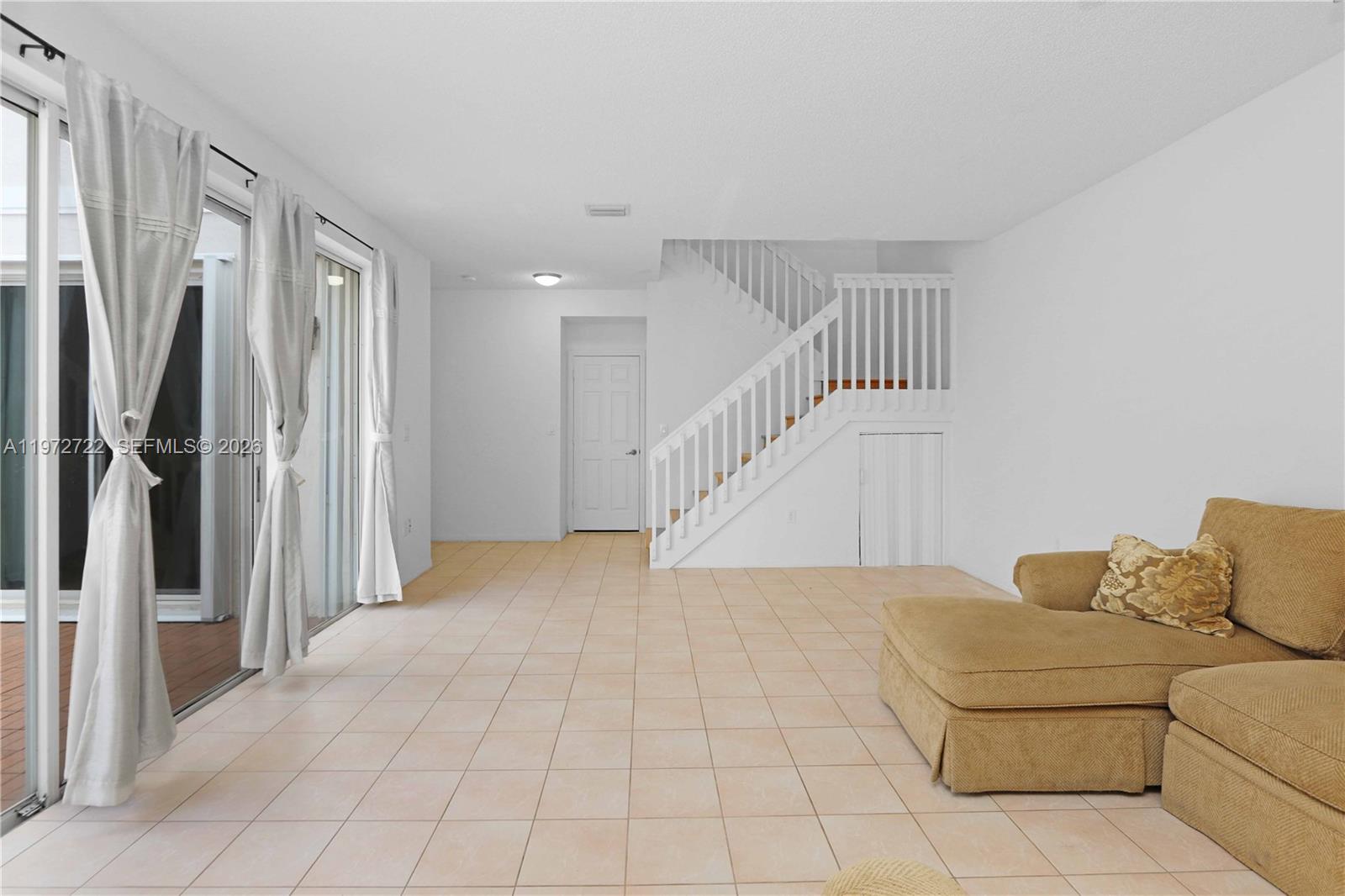 WEST LAKE VILLAGE PLAT - Residential