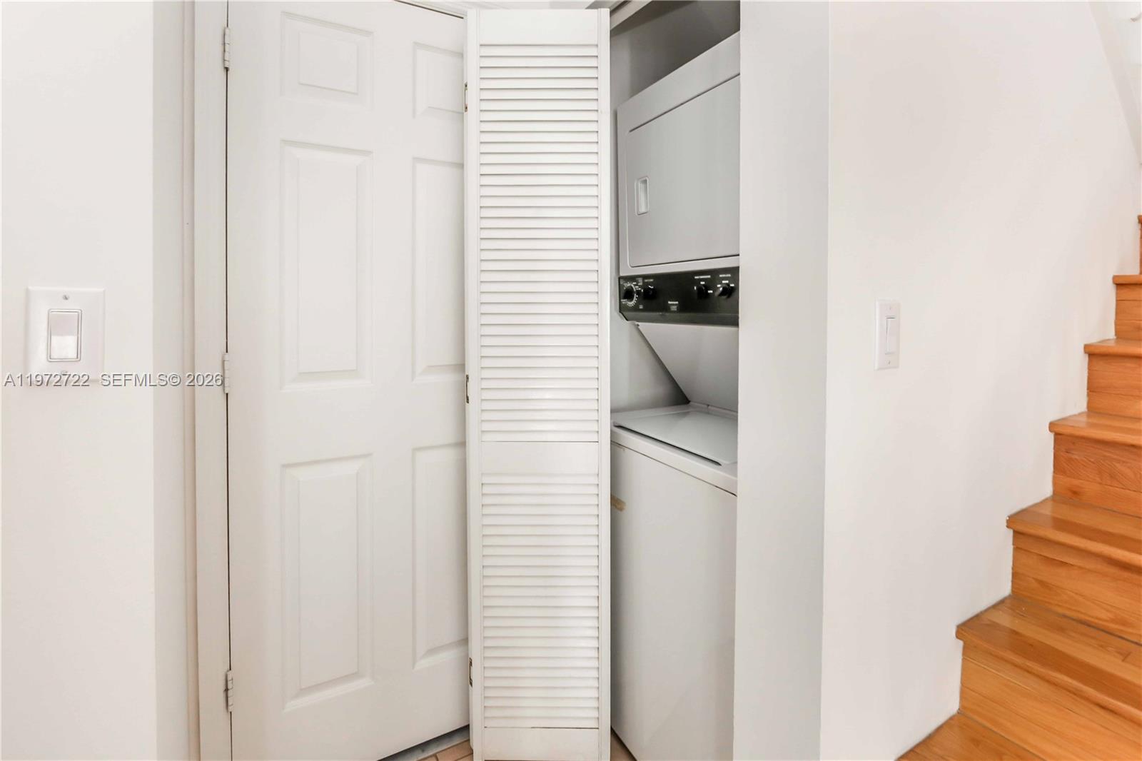 WEST LAKE VILLAGE PLAT - Residential