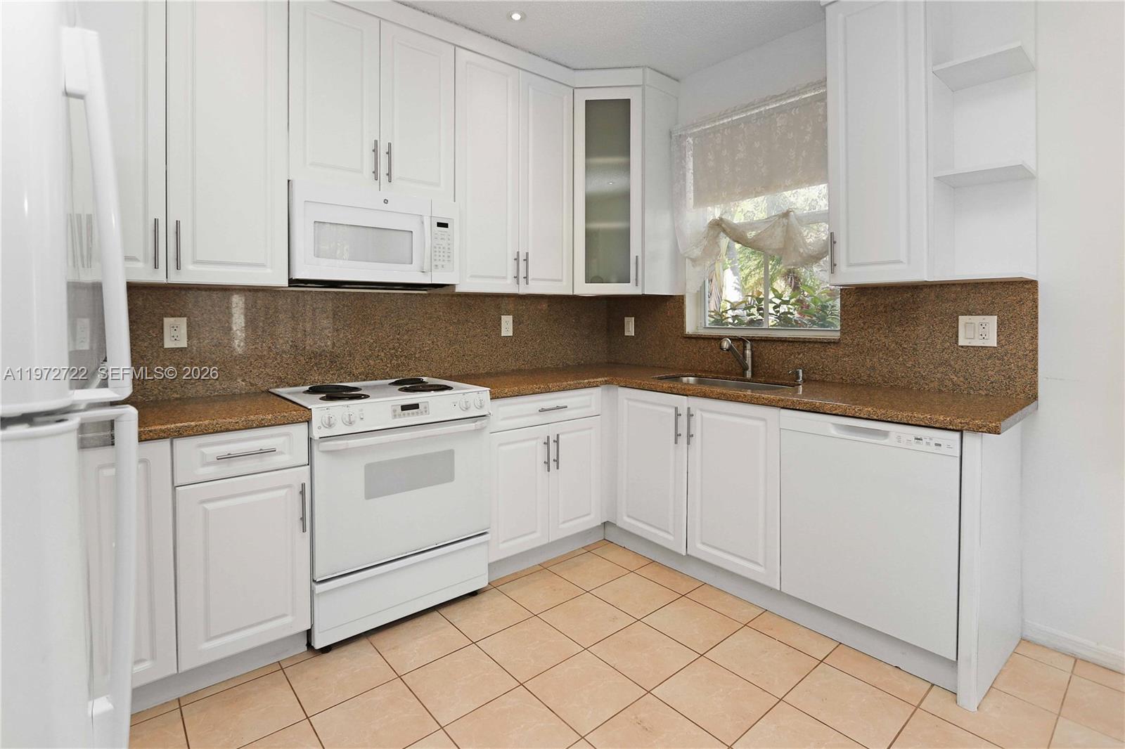 WEST LAKE VILLAGE PLAT - Residential