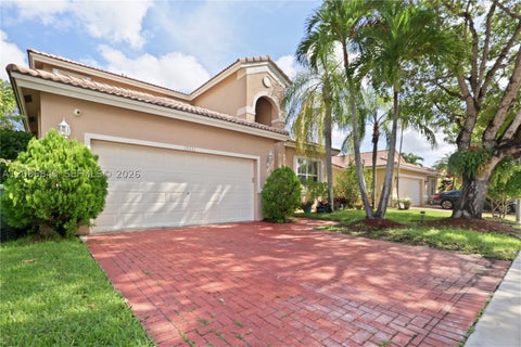 Photo of 19331 SW 15th St, Pembroke Pines, FL 33029 (MLS # A12086840)