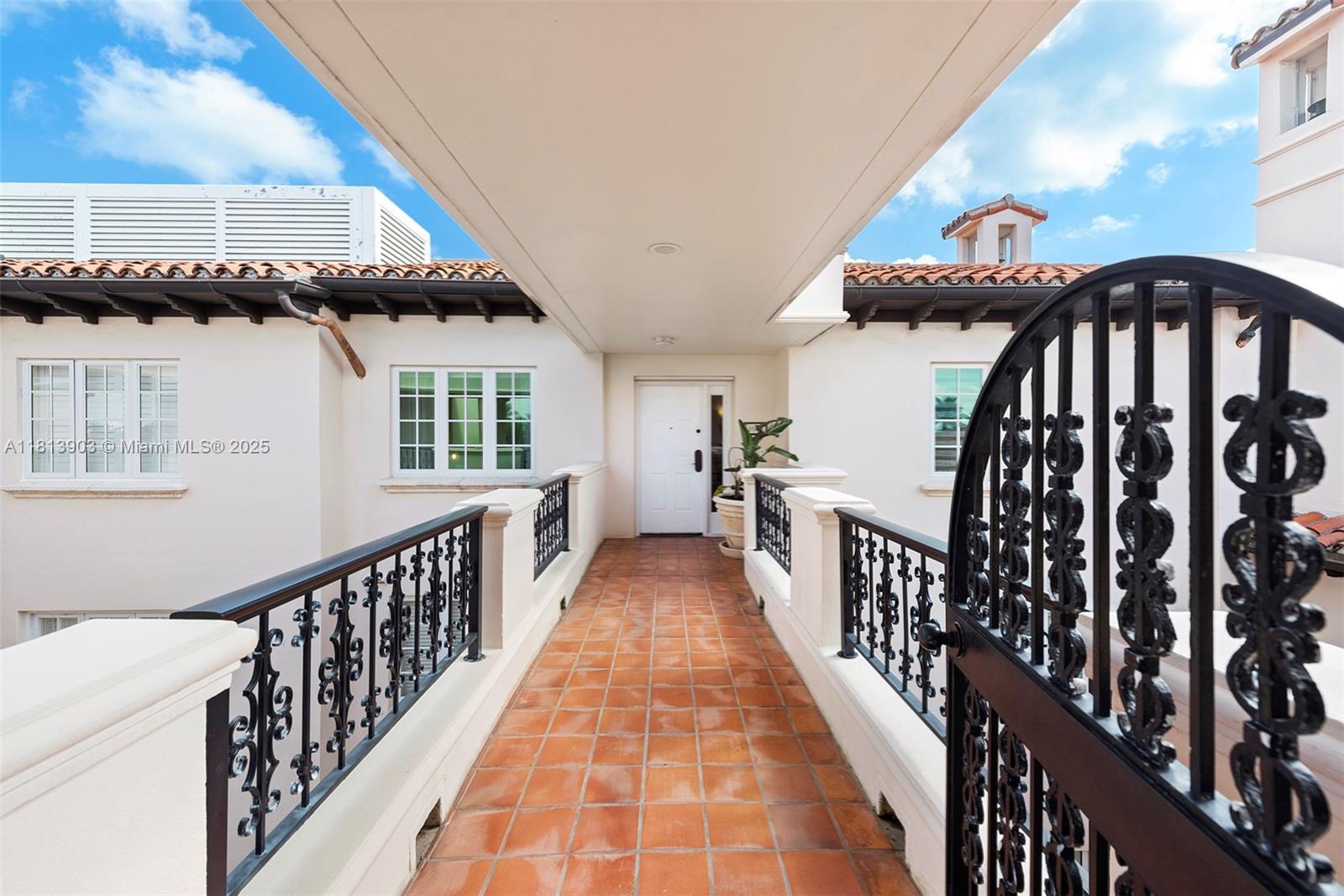 SEASIDE VILLAGE CONDO - Residential Lease