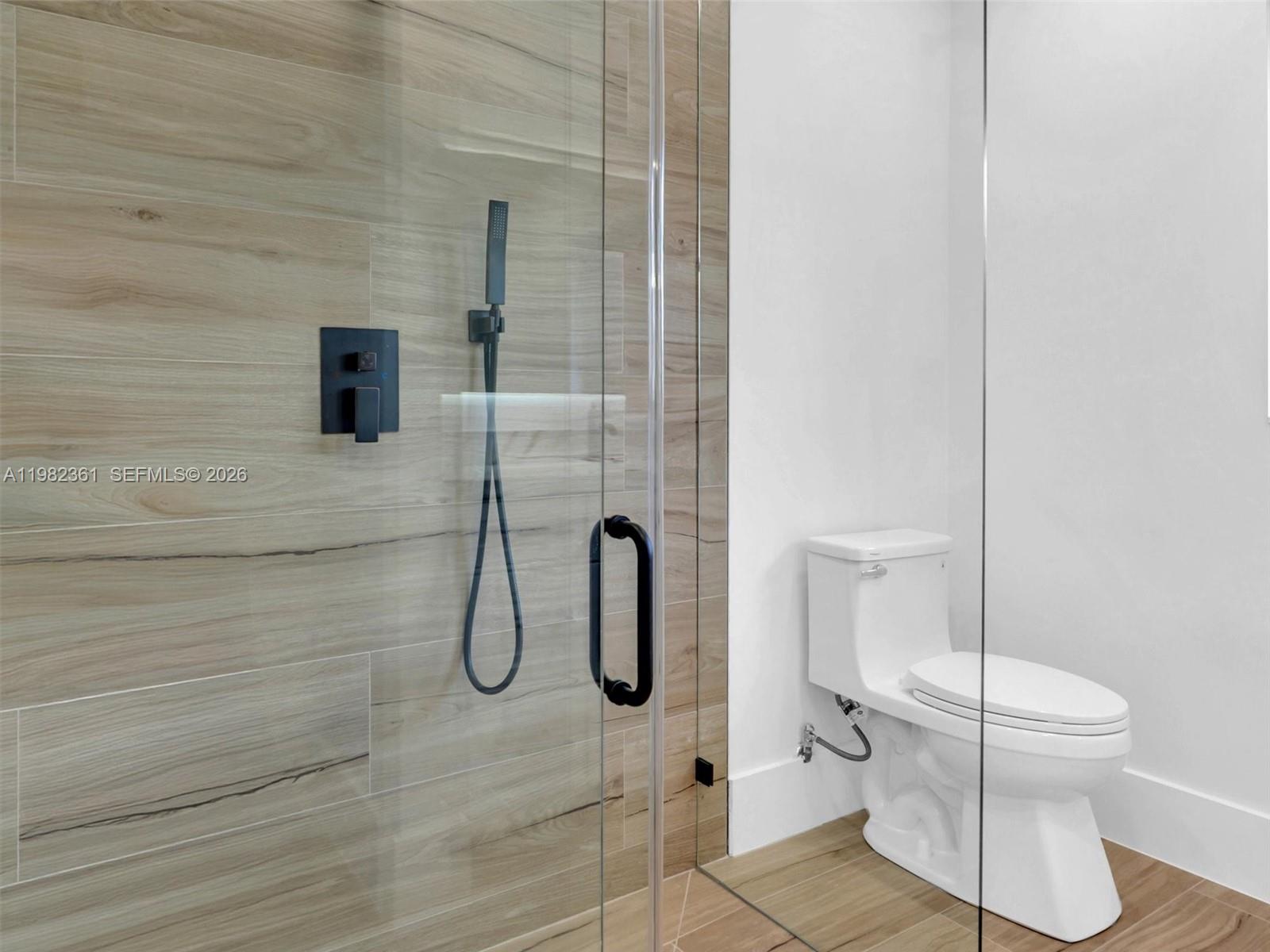 PEMBROKE LAKES SEC 5 - Residential