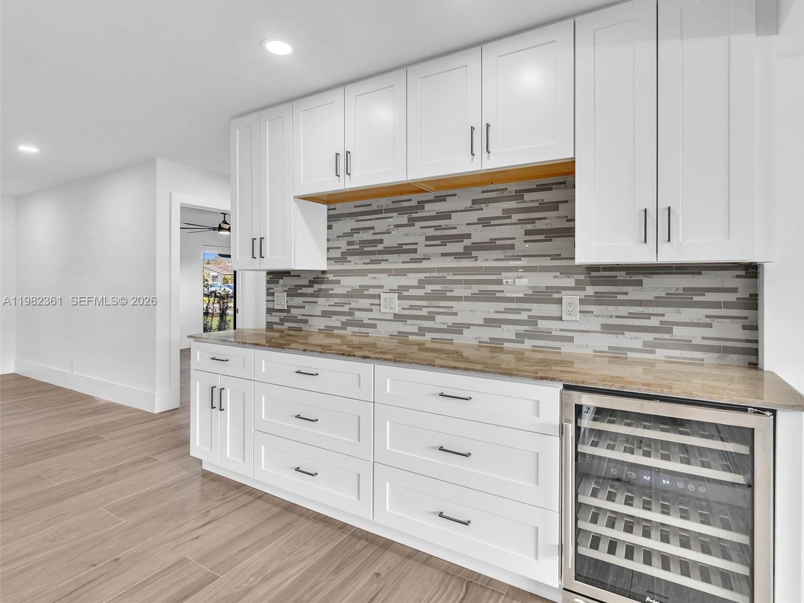 PEMBROKE LAKES SEC 5 - Residential