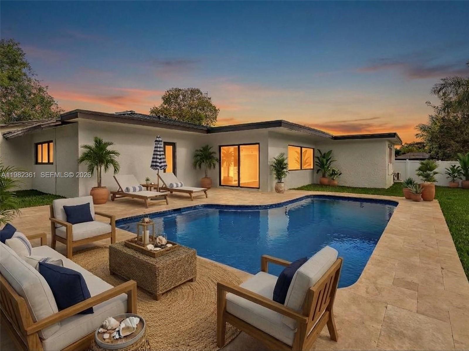 PEMBROKE LAKES SEC 5 - Residential