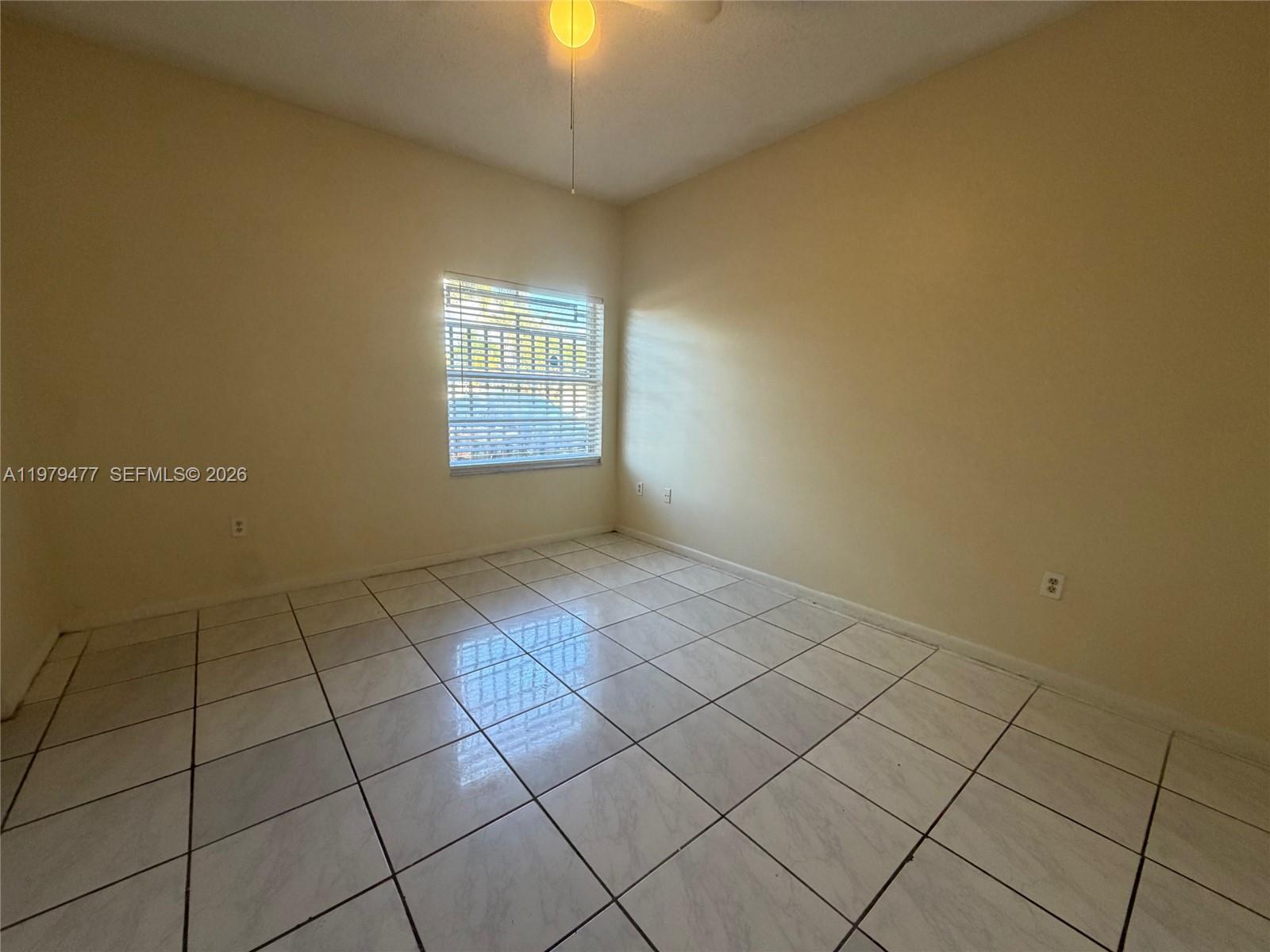 VISTA SUB 1ST ADDN - Residential