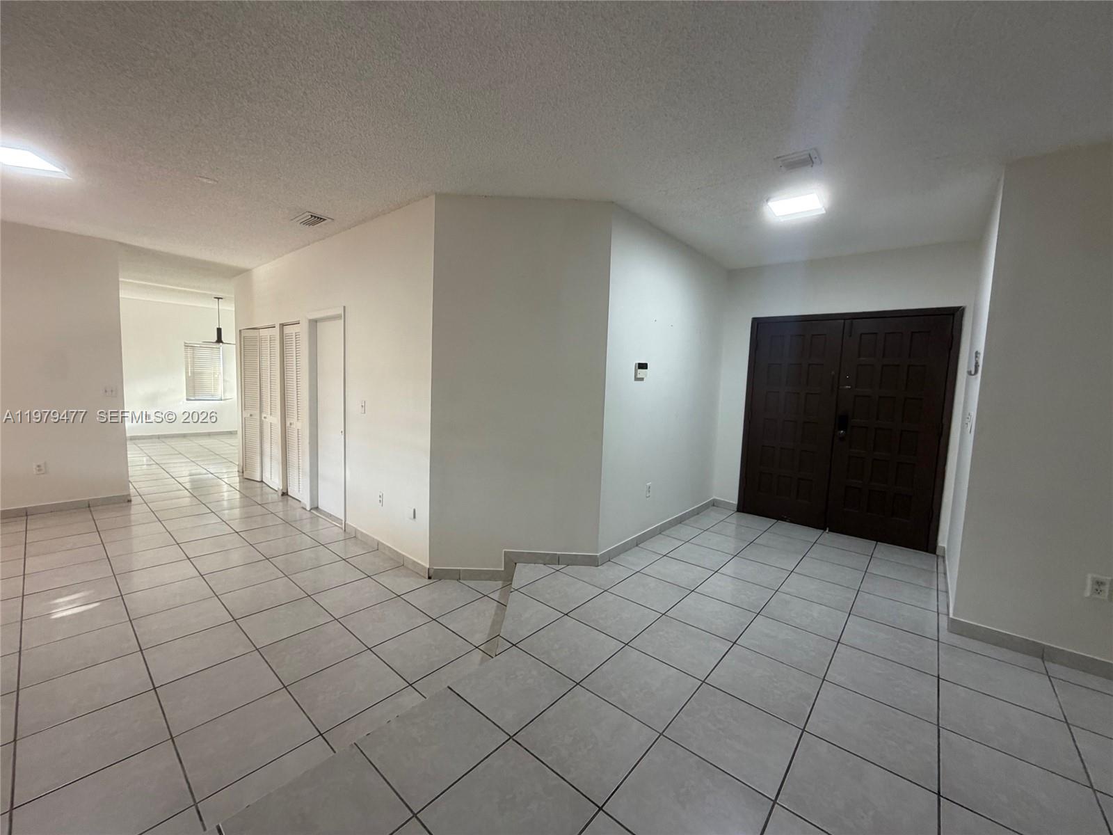 VISTA SUB 1ST ADDN - Residential