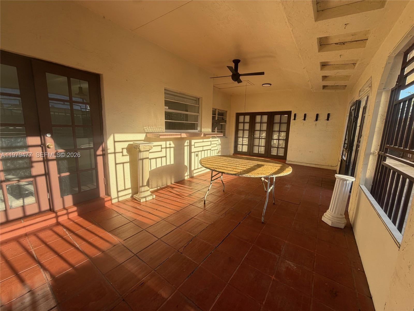 VISTA SUB 1ST ADDN - Residential