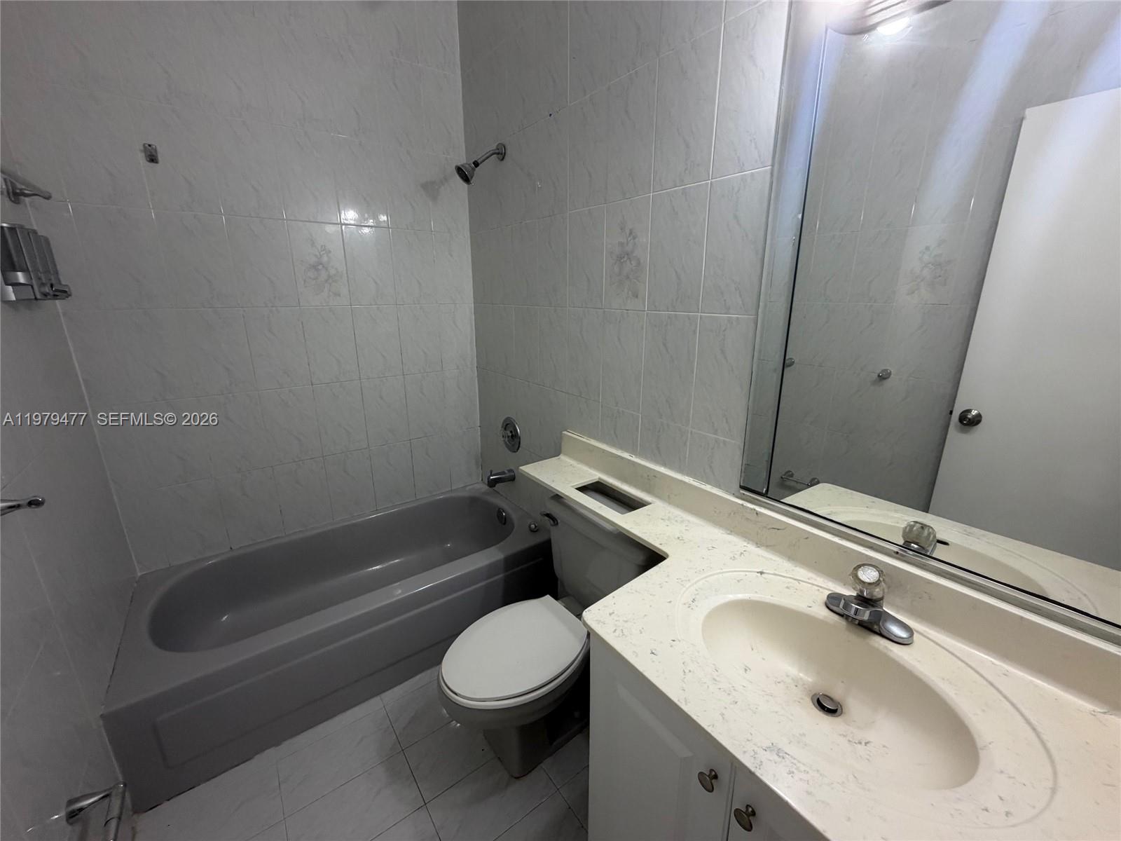 VISTA SUB 1ST ADDN - Residential