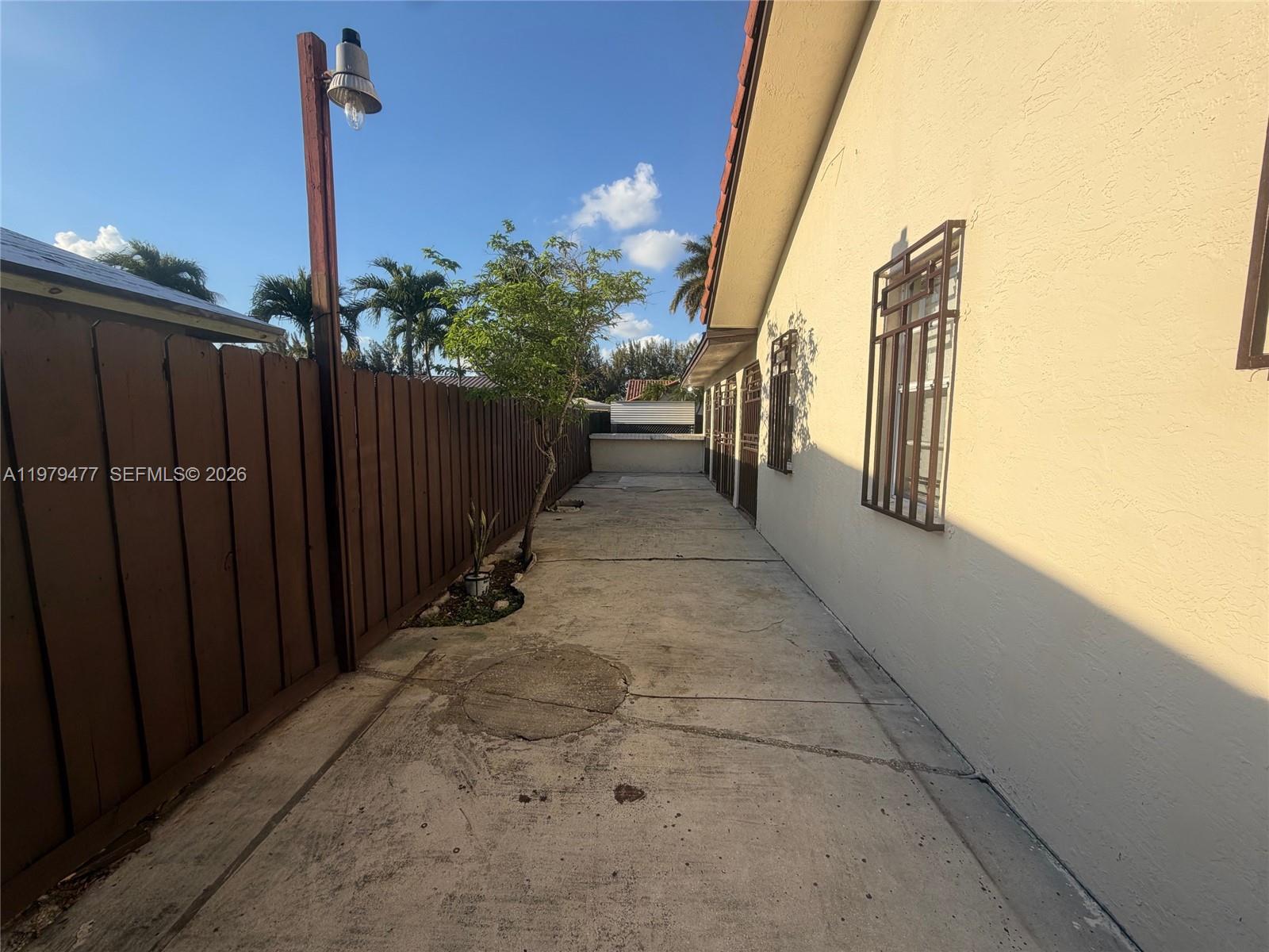 VISTA SUB 1ST ADDN - Residential