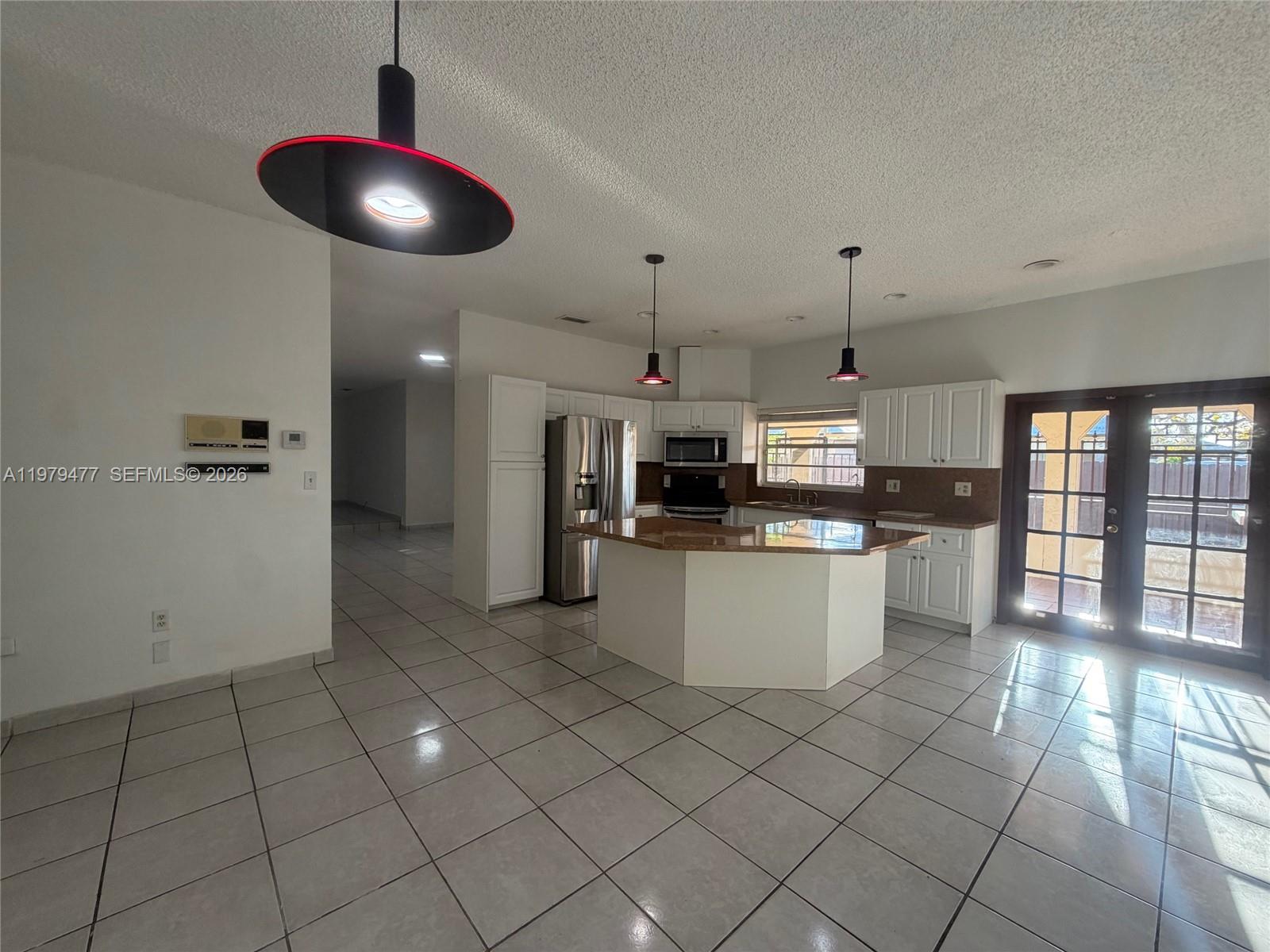 VISTA SUB 1ST ADDN - Residential