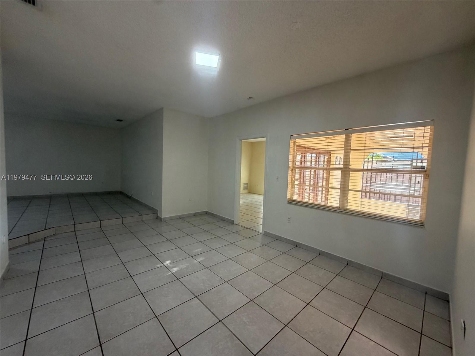 VISTA SUB 1ST ADDN - Residential