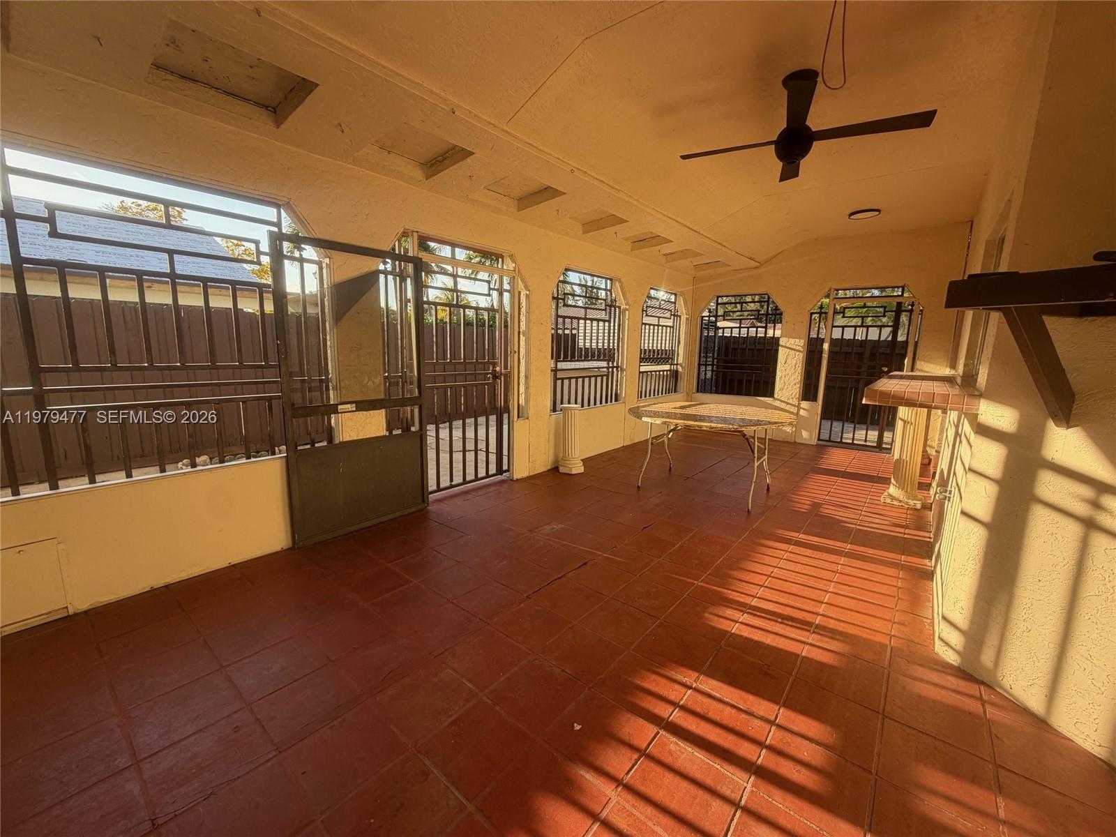 VISTA SUB 1ST ADDN - Residential