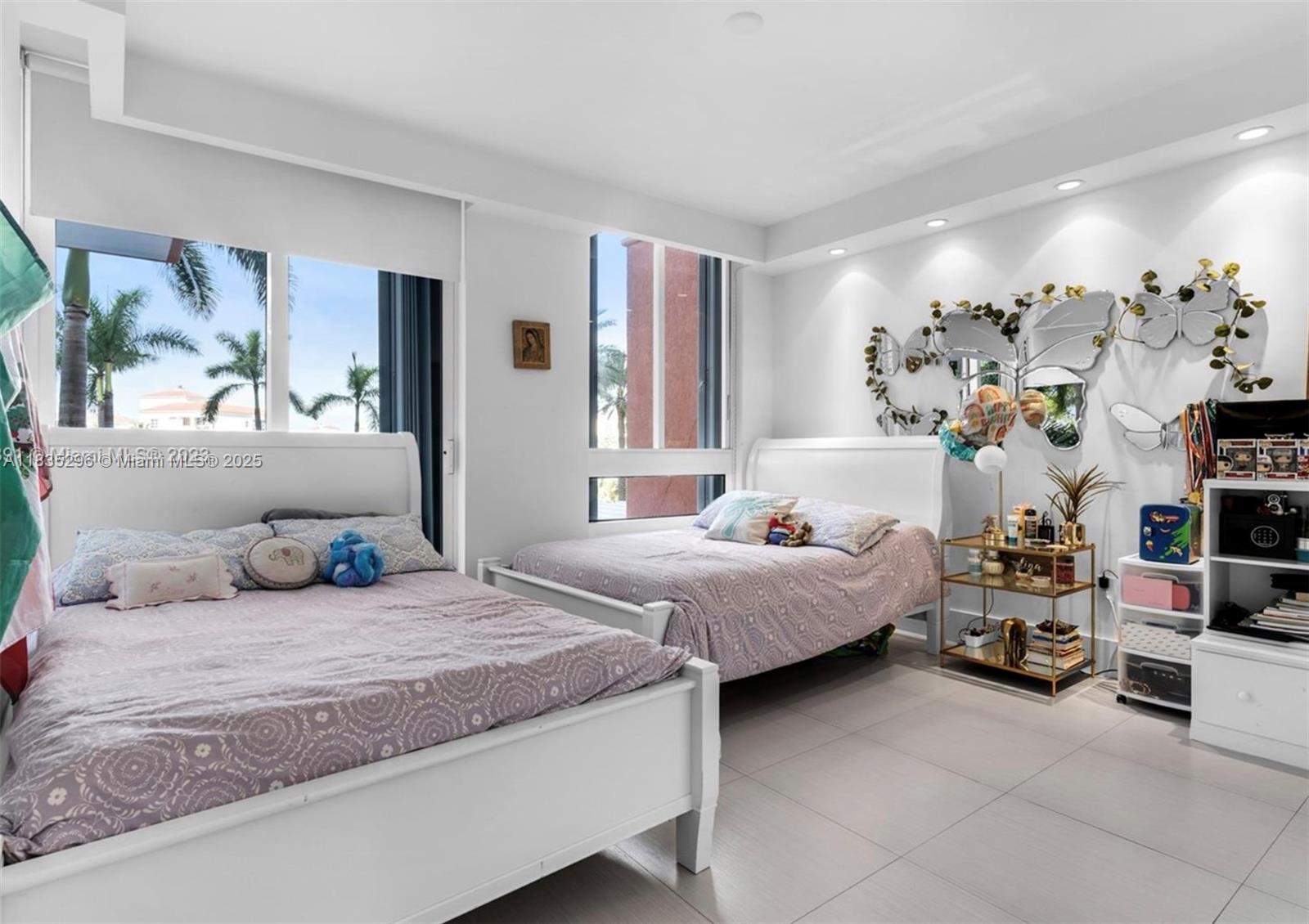 CLUB TOWER TWO CONDO - Residential