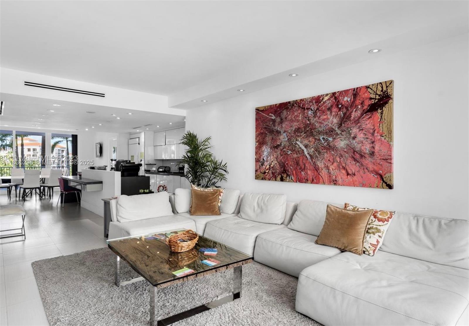 CLUB TOWER TWO CONDO - Residential