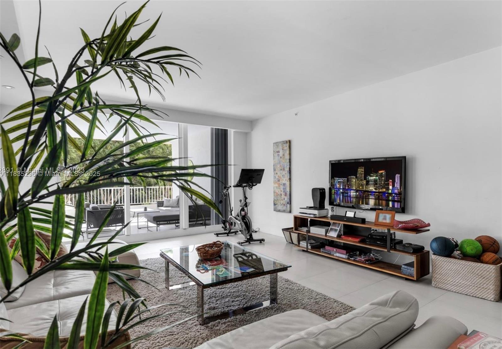 CLUB TOWER TWO CONDO - Residential