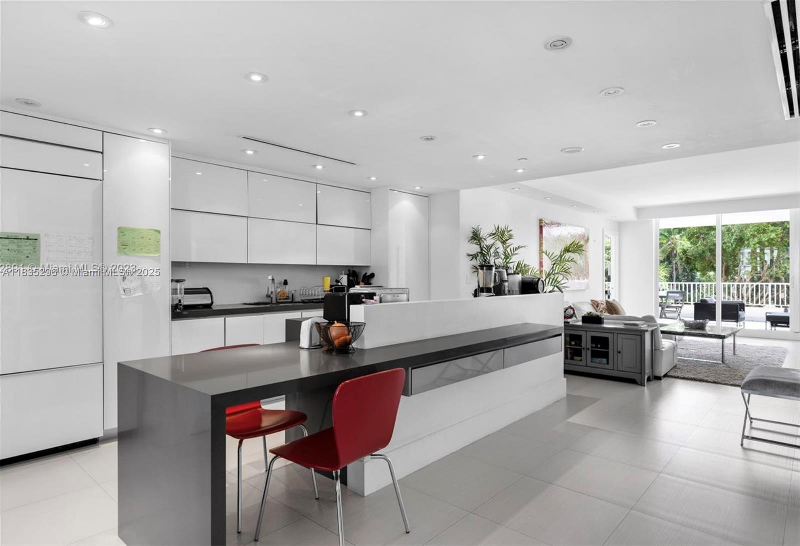 CLUB TOWER TWO CONDO - Residential