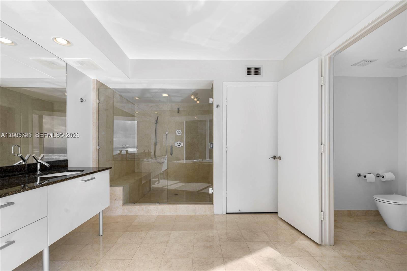 OCEAN FOUR CONDO - Residential Lease