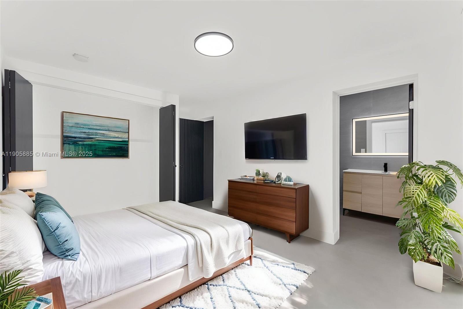 WEST BISCAYNE - Residential Income