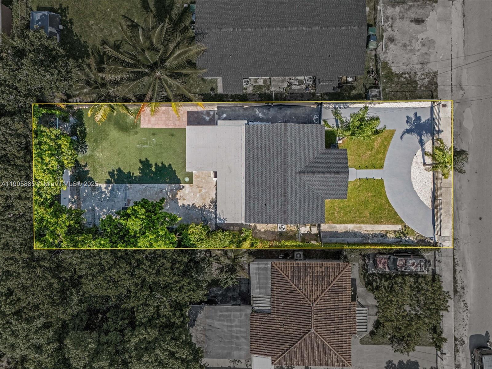 WEST BISCAYNE - Residential Income