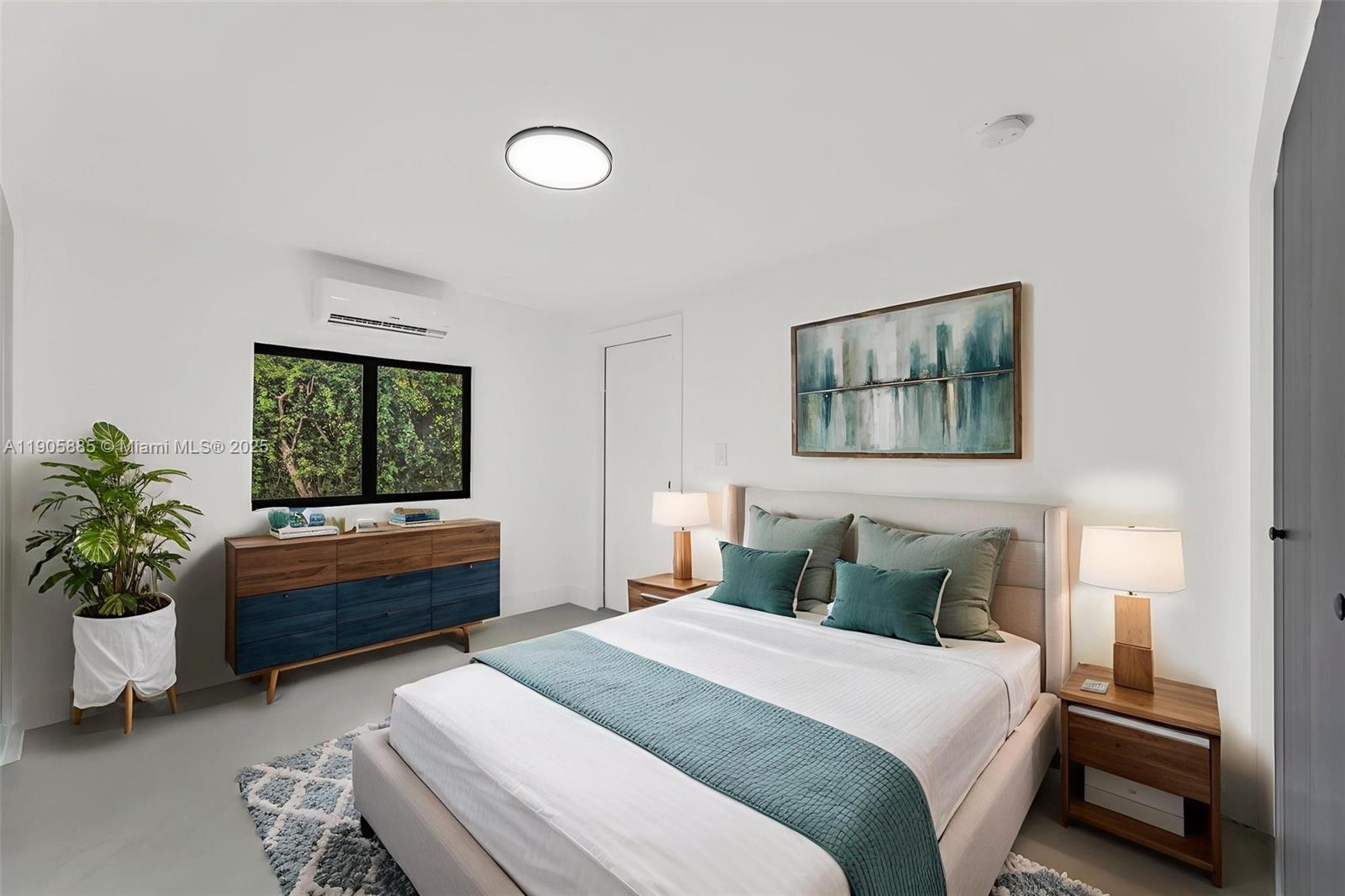 WEST BISCAYNE - Residential Income