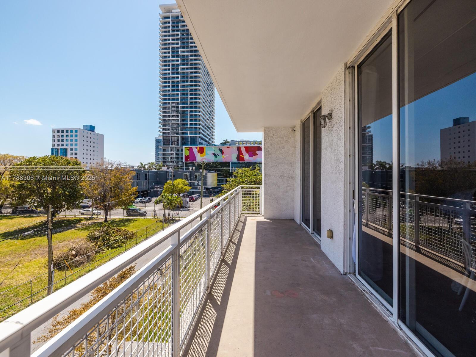 THE YORKER CONDO - Residential