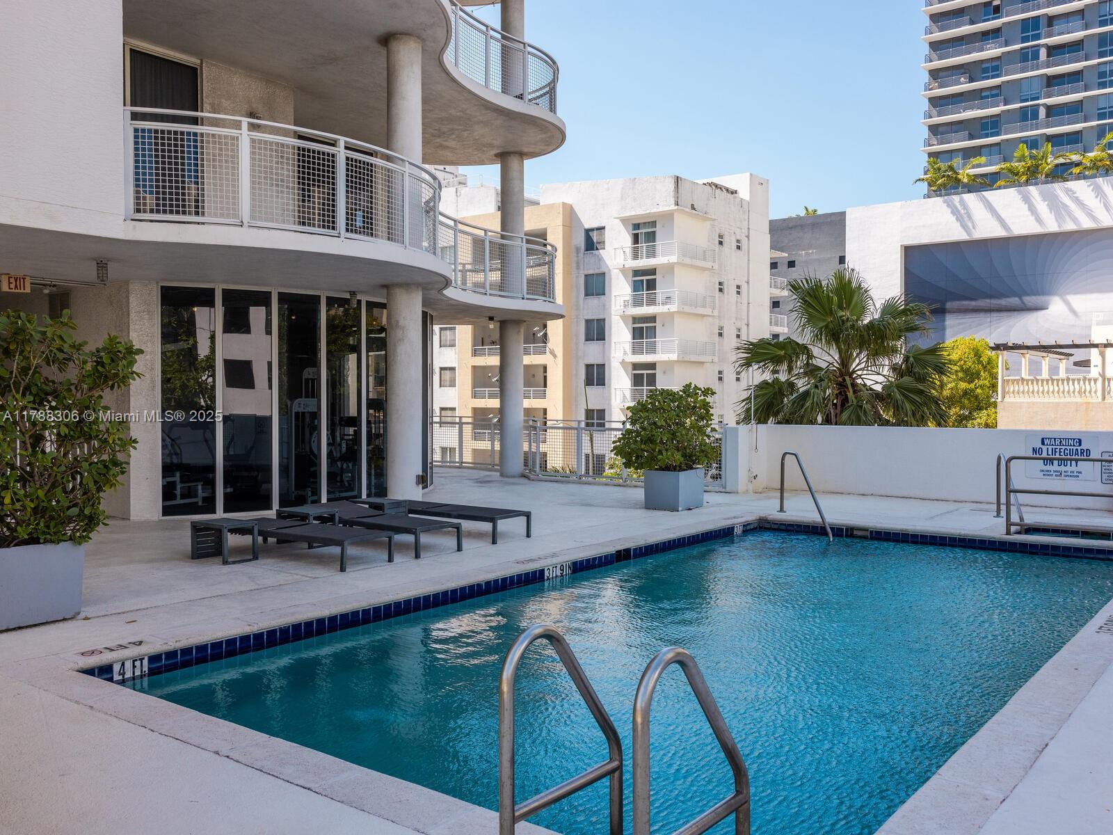 THE YORKER CONDO - Residential