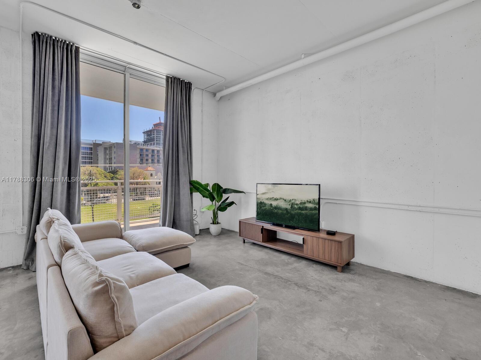 THE YORKER CONDO - Residential