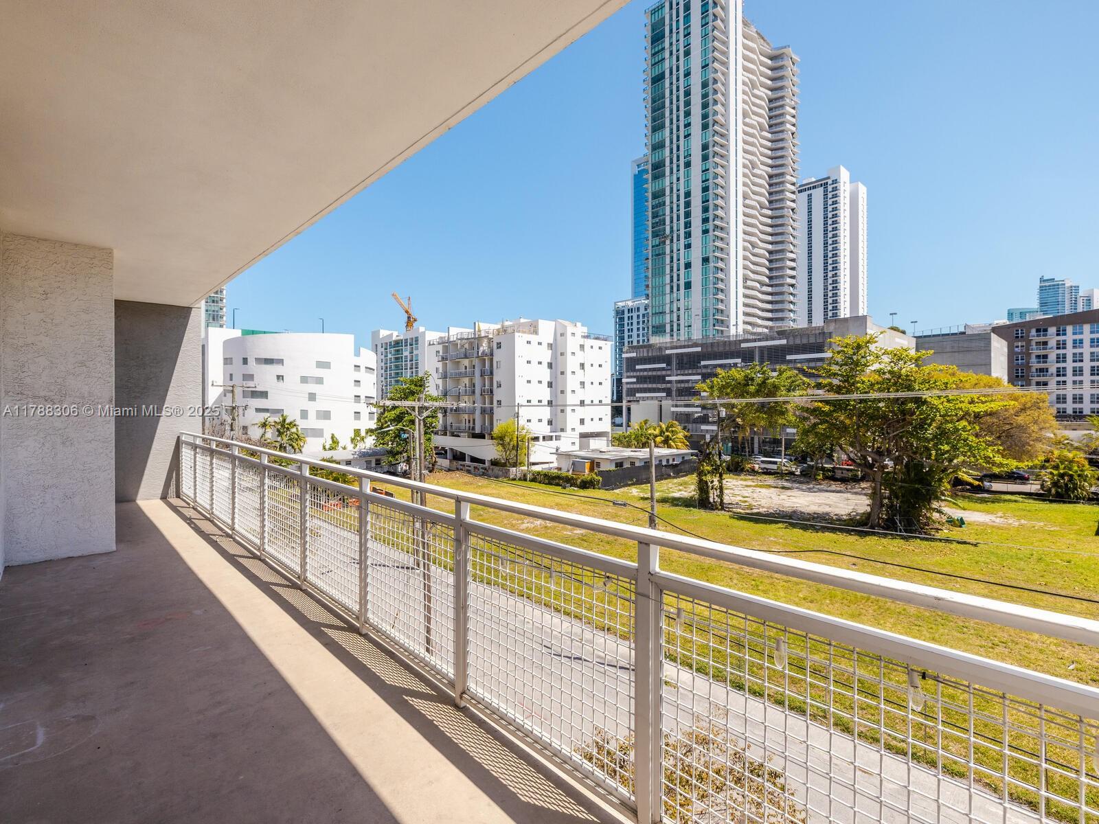 THE YORKER CONDO - Residential