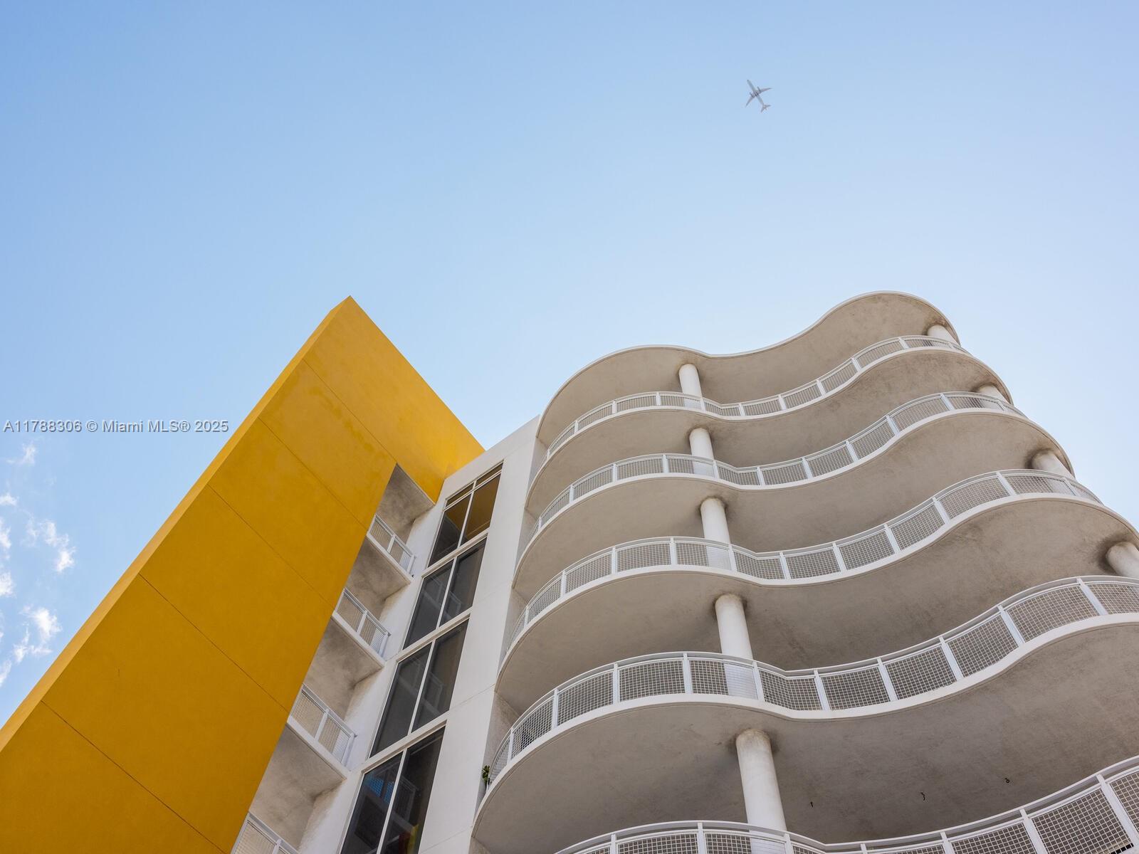 THE YORKER CONDO - Residential