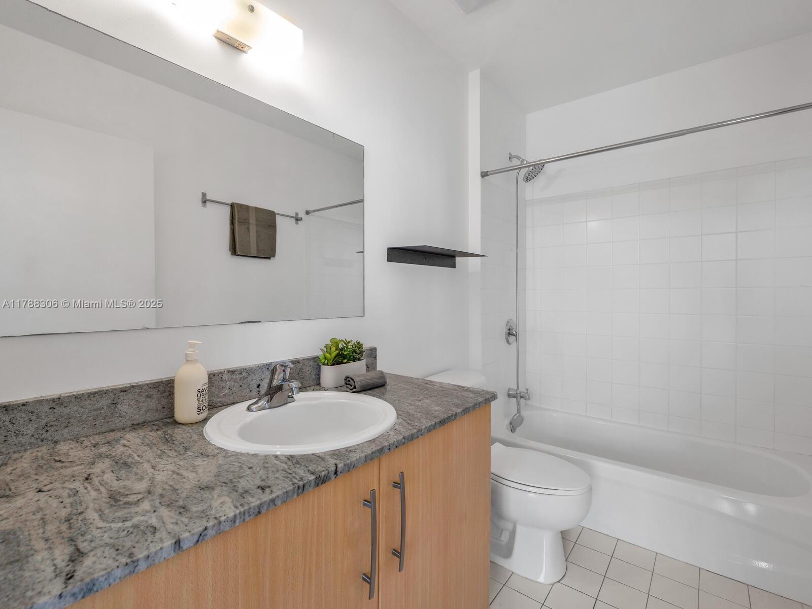 THE YORKER CONDO - Residential