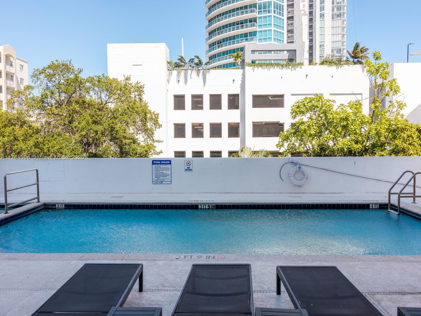 THE YORKER CONDO - Residential