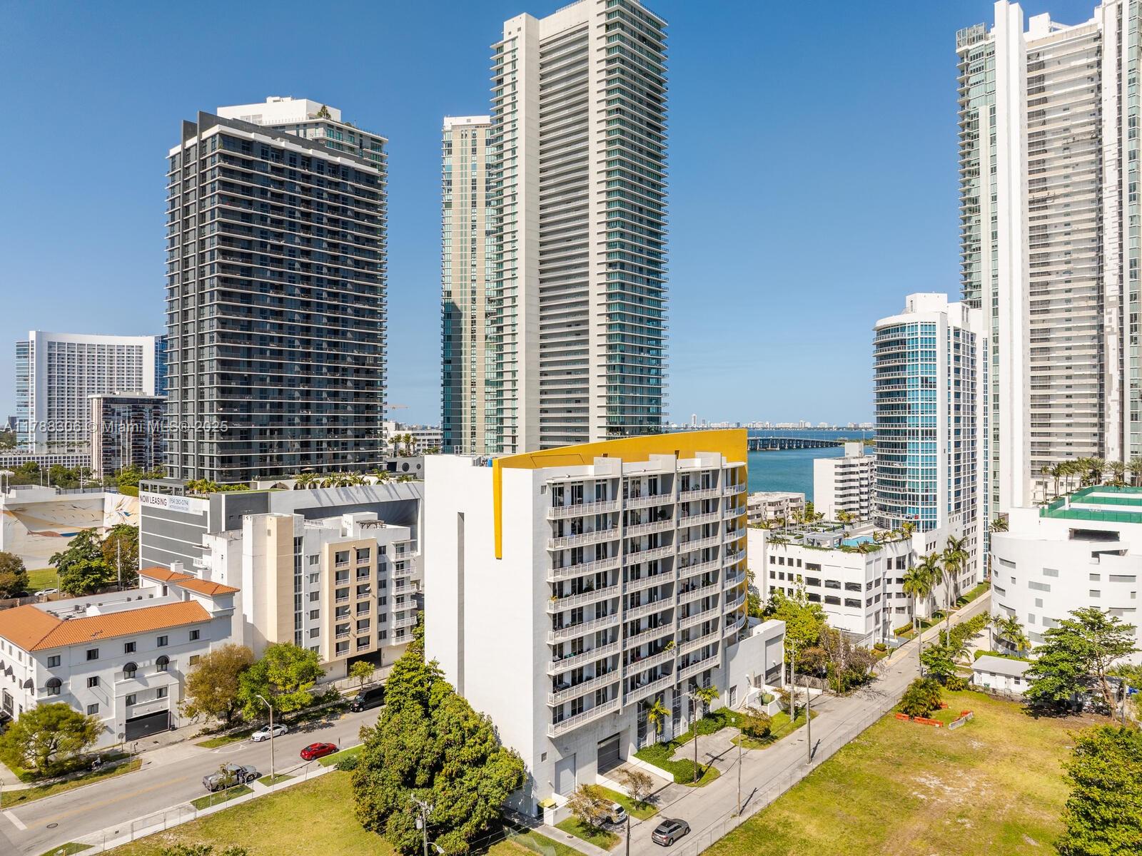 THE YORKER CONDO - Residential