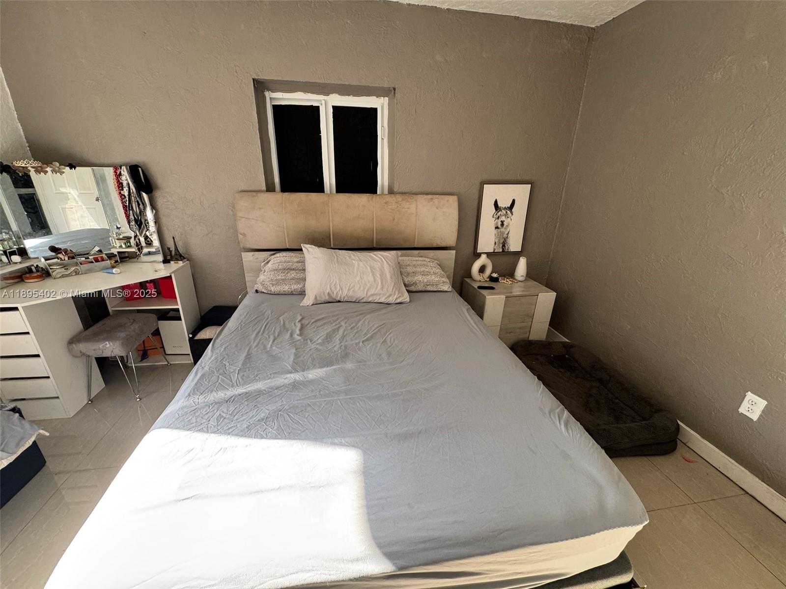 BELLCAMP MANOR - Residential Lease