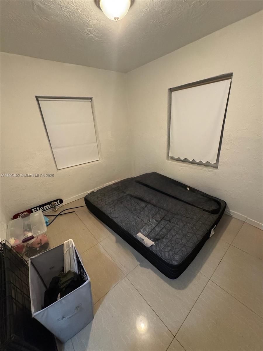 BELLCAMP MANOR - Residential Lease
