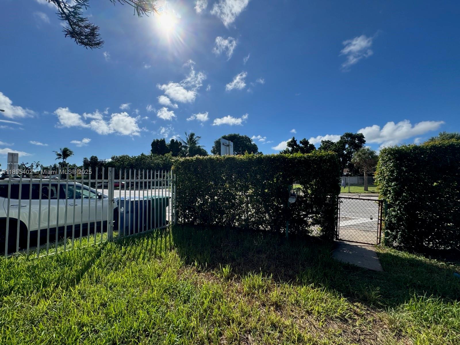 BELLCAMP MANOR - Residential Lease
