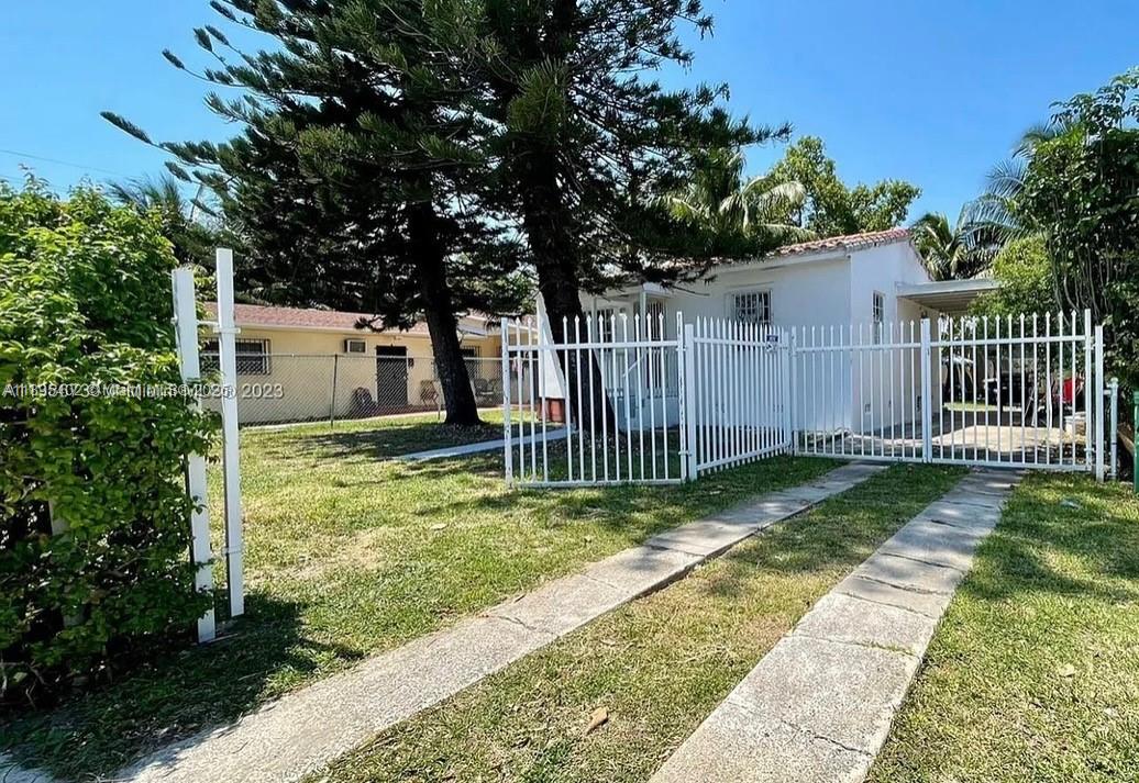 BELLCAMP MANOR - Residential Lease