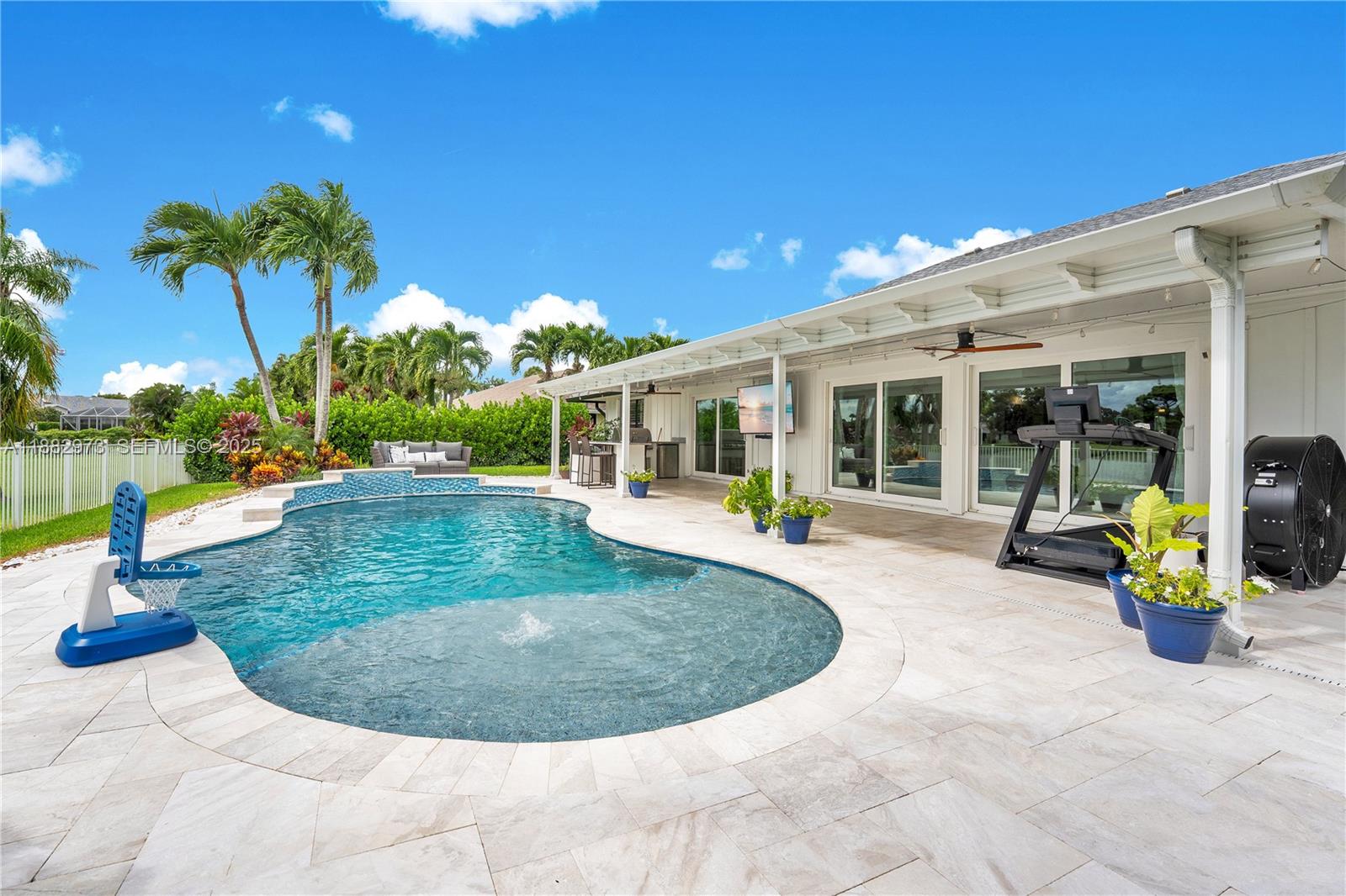 BRANDYWINE AT HERITAGE RI - Residential