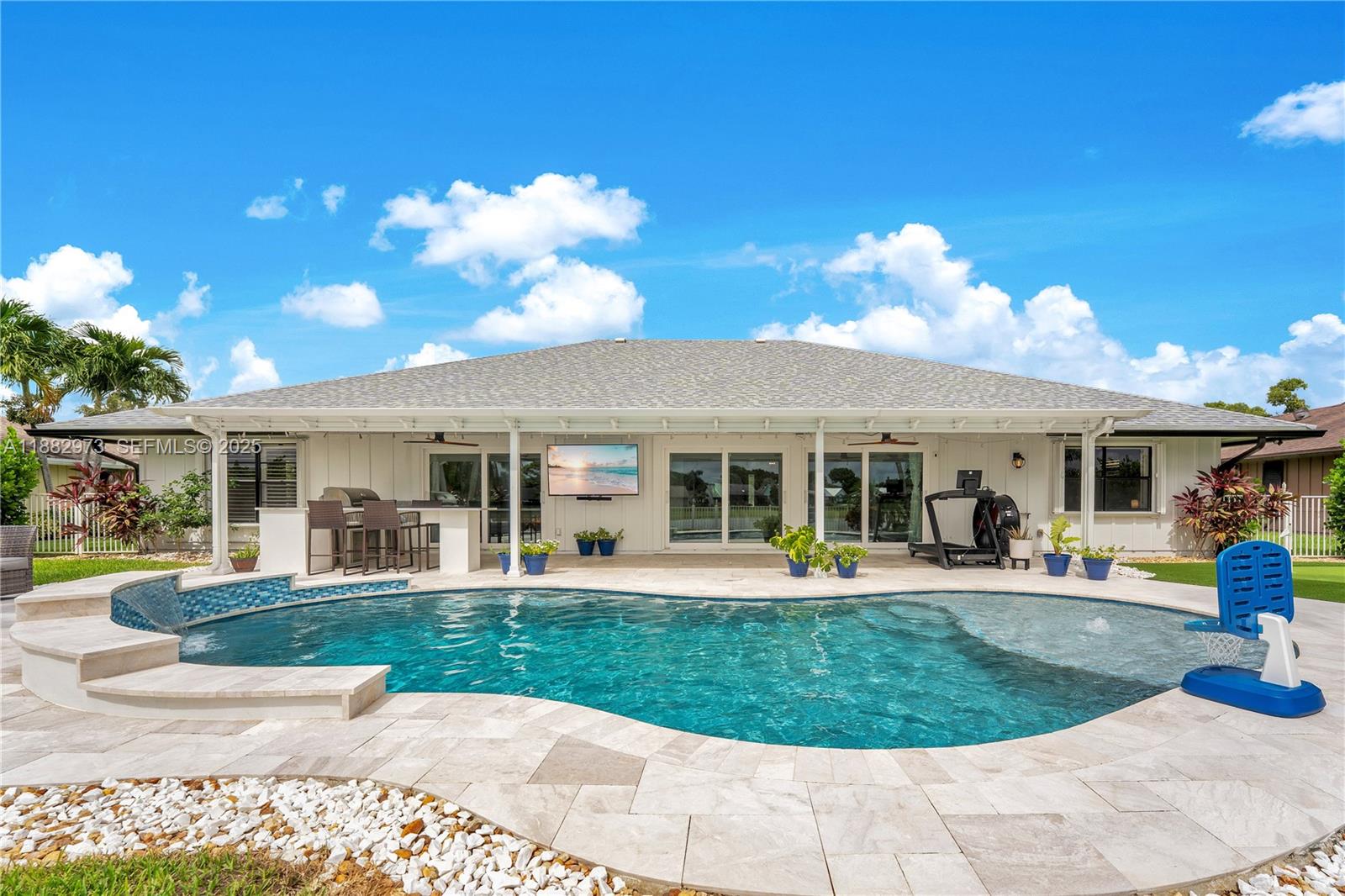 BRANDYWINE AT HERITAGE RI - Residential