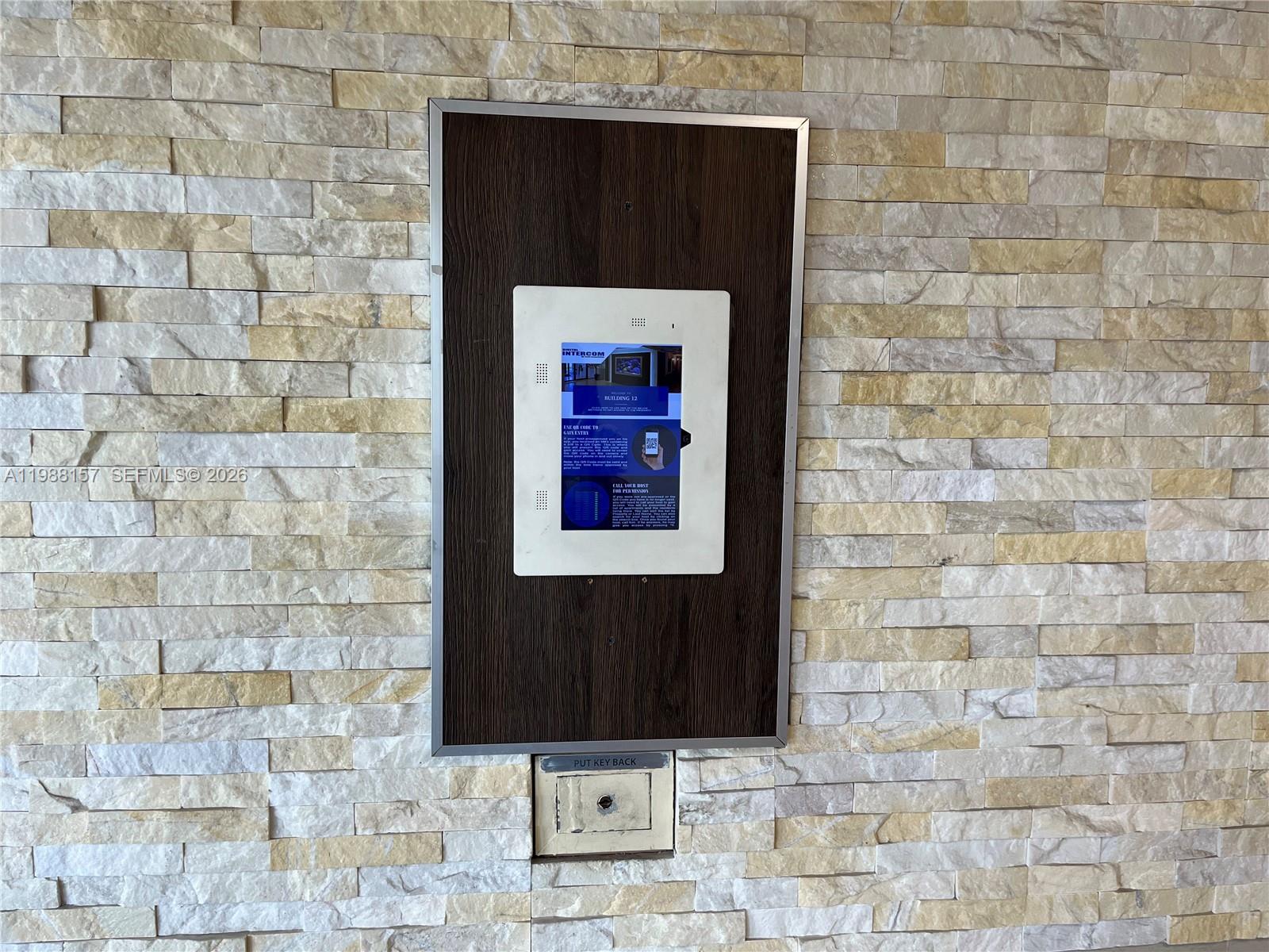 MANORS OF INVERRARY XII - Residential Lease