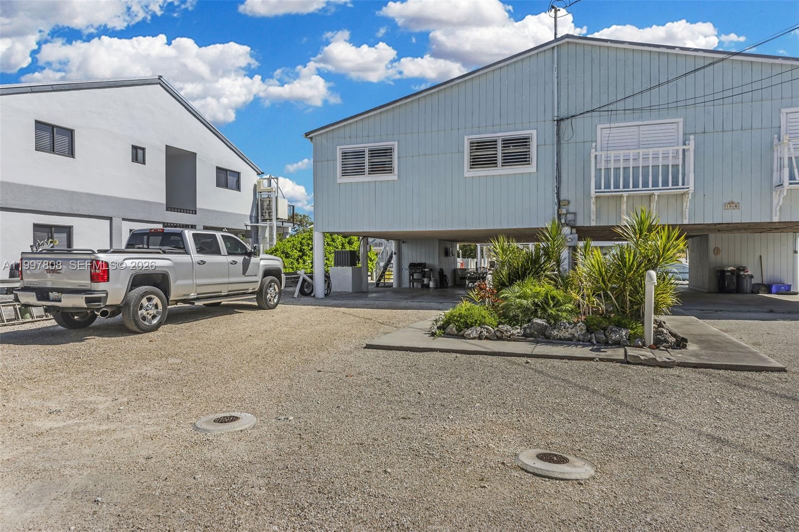 SEAAIR ESTATES - Residential Lease