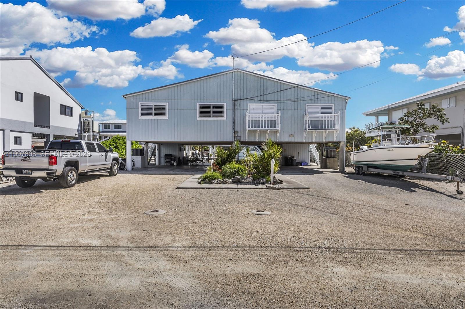 SEAAIR ESTATES - Residential Lease