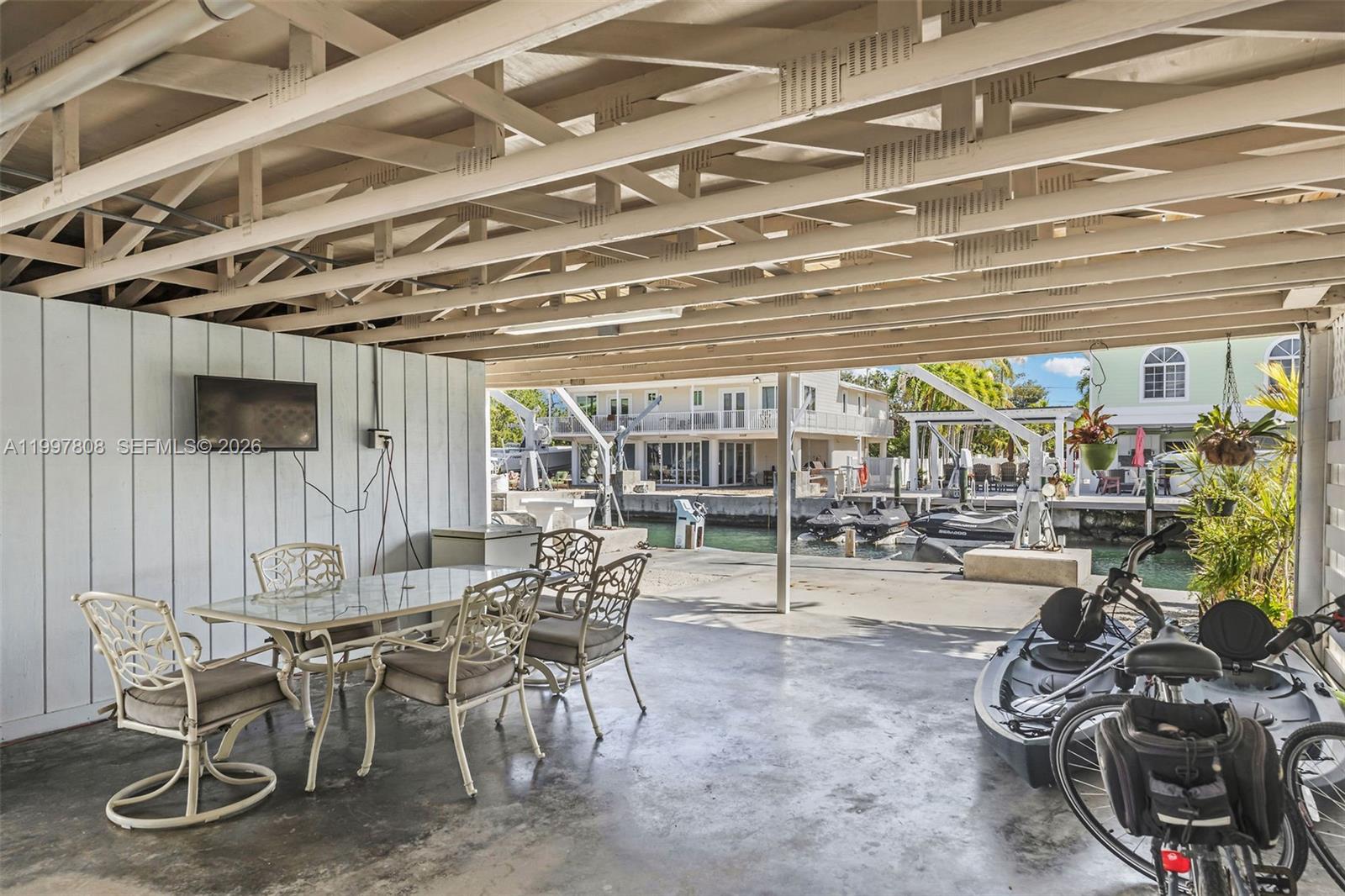 SEAAIR ESTATES - Residential Lease