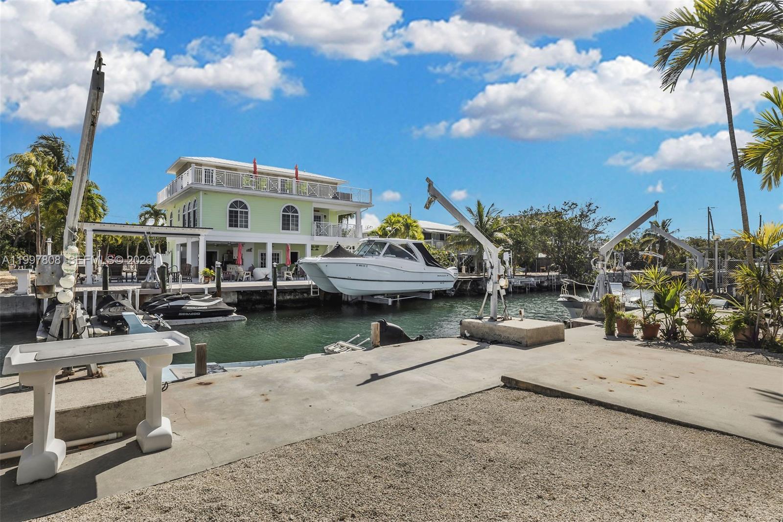 SEAAIR ESTATES - Residential Lease