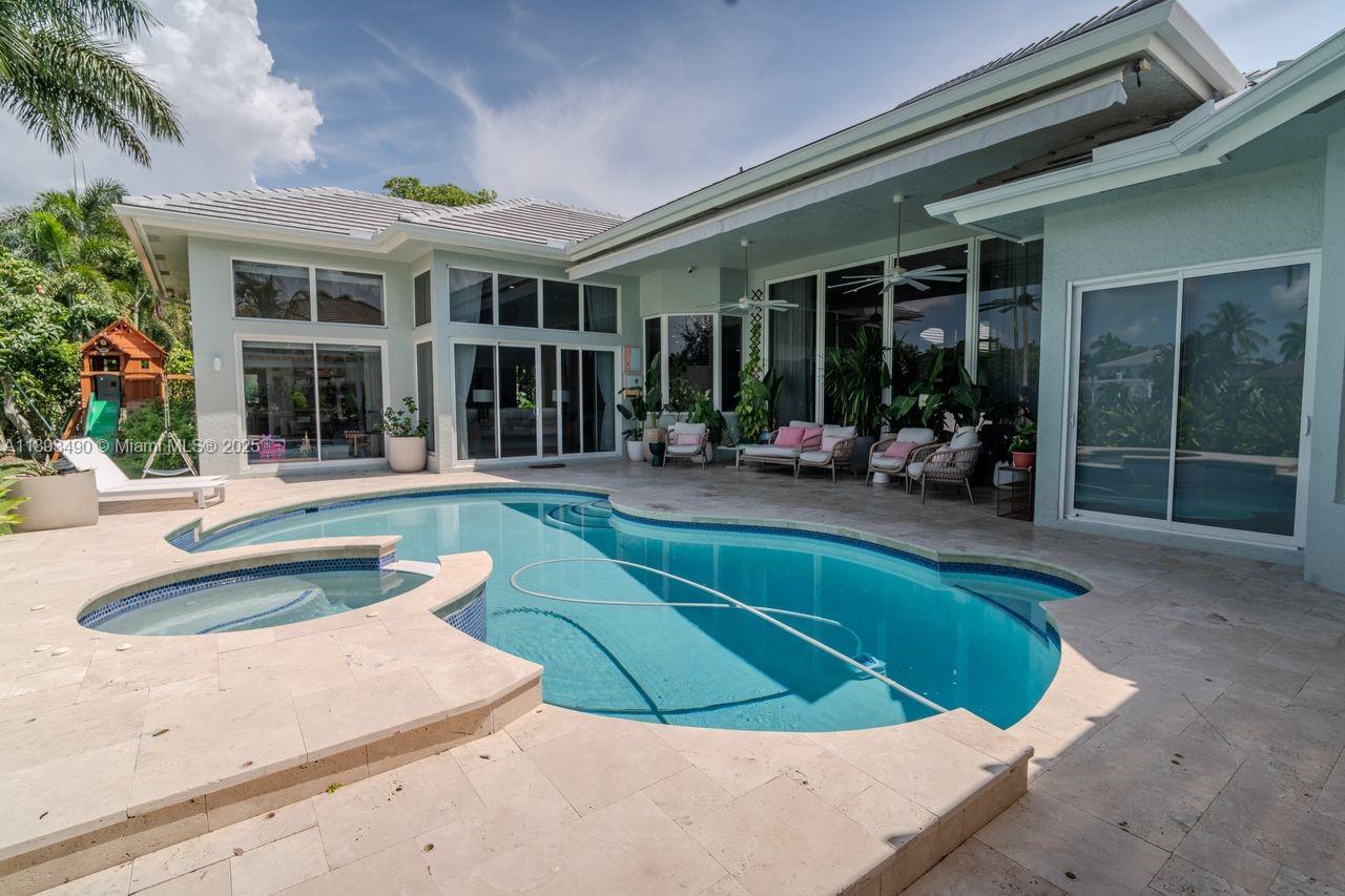 SECTOR 7 - - Residential Lease