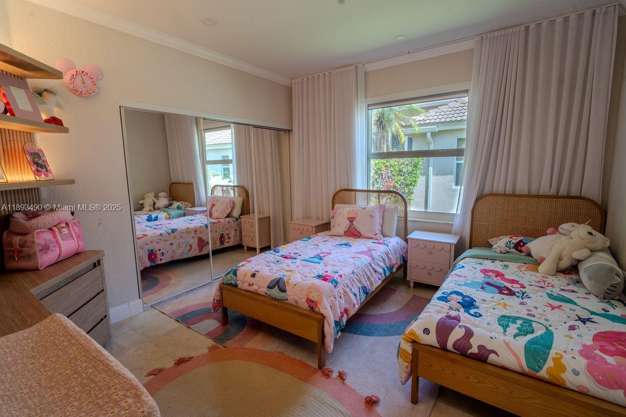 SECTOR 7 - - Residential Lease