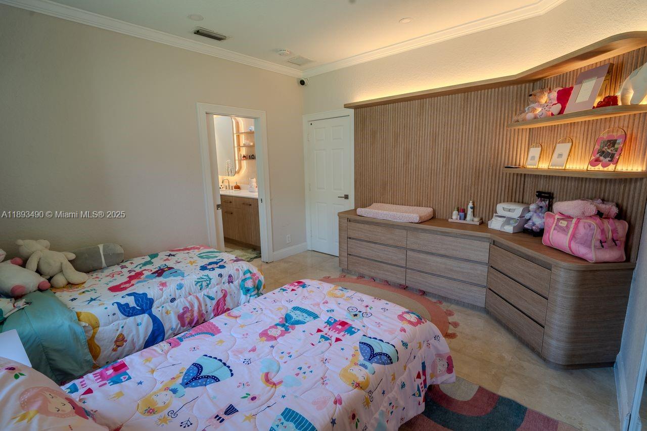 SECTOR 7 - - Residential Lease